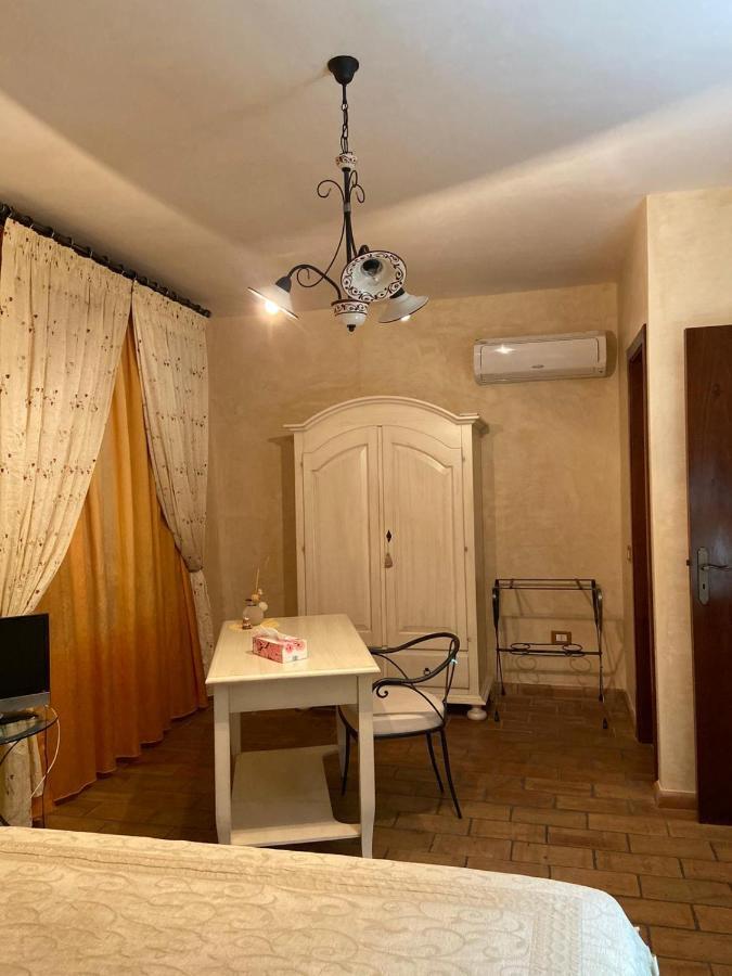 B&B L'Antica Balbia Алтомонте Екстериор снимка